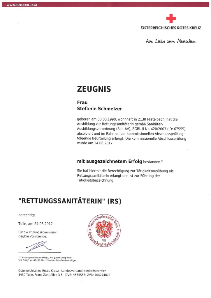 Über uns - Zeugnis-Rettungssanitäterin