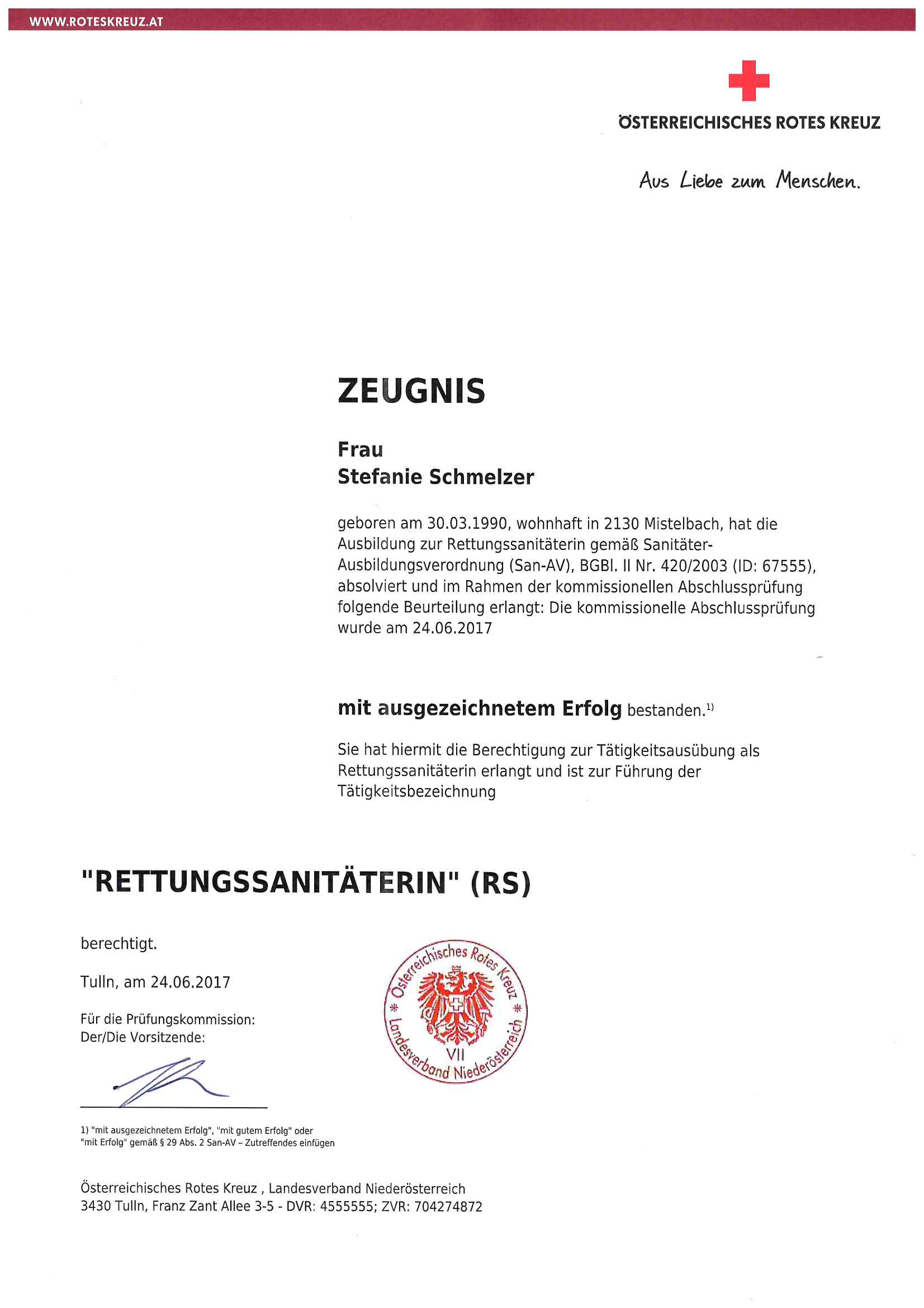 Über uns - Zeugnis-Rettungssanitäterin